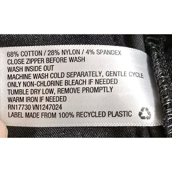 2 Pairs of Goodfellow & Co M Tech Shorts Charcoal Wrinkle-Resistant Stretch 30W - Picture 3 of 6